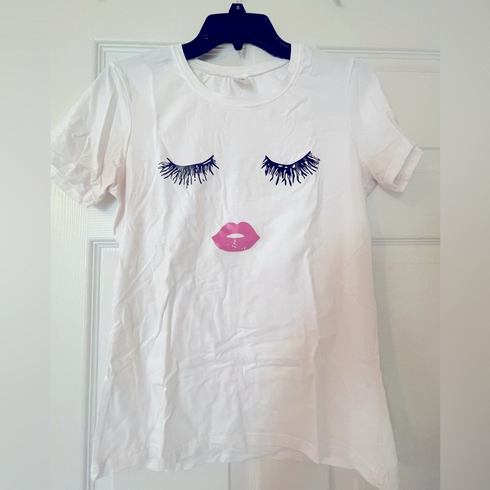 Flirty Eyelash & Lip Cotton Top